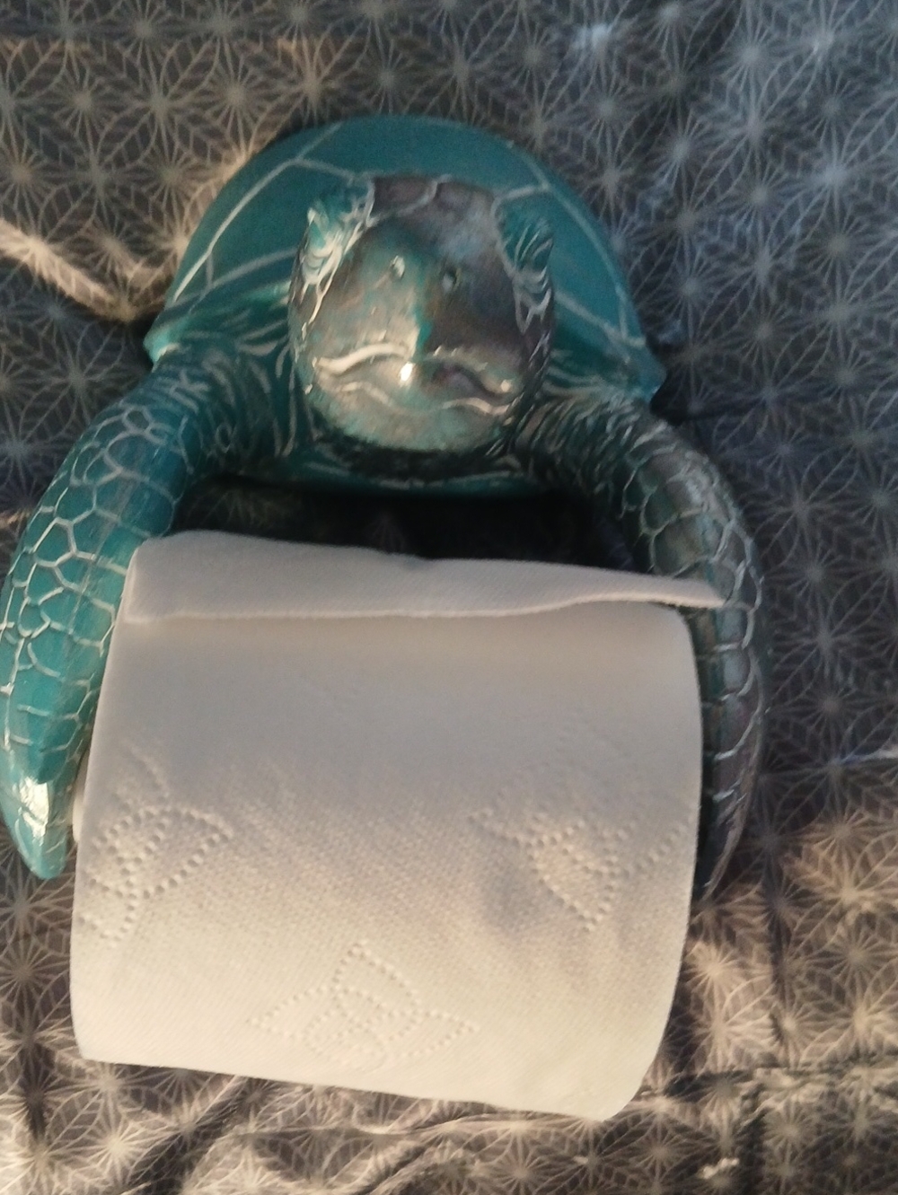 Teal Turtle Reptile Habitat Accessory - Decorative Toilet Paper Holder